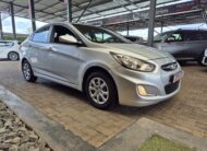 Hyundai Accent Sedan 1.6 Fluid Auto