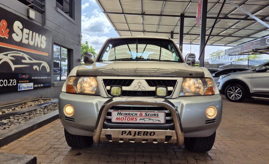 Mitsubishi Pajero 3-Door 3.8 GLS