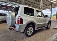 Mitsubishi Pajero 3-Door 3.8 GLS