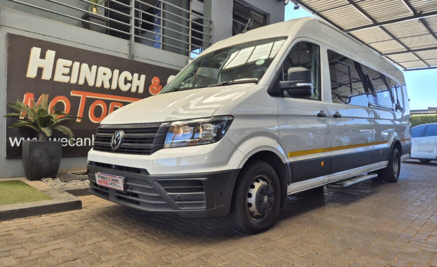 Volkswagen Crafter 50 2.0TDI XLWB 23-Seater