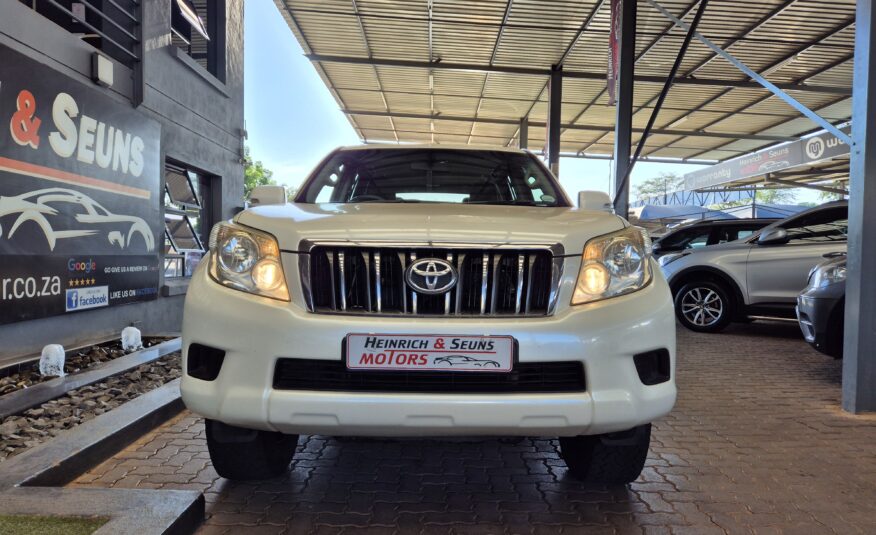 Toyota Land Cruiser Prado 4.0 TX Auto