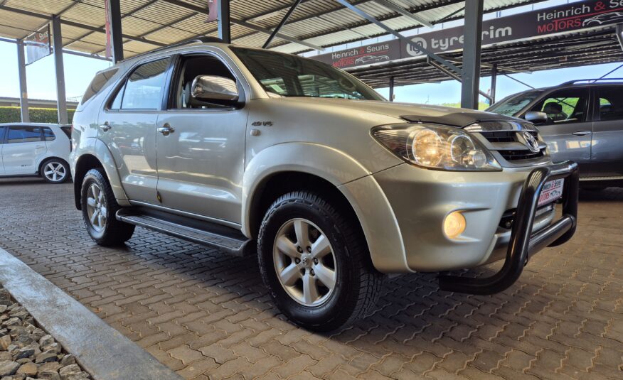 Toyota Fortuner V6 4.0 4×4 Auto