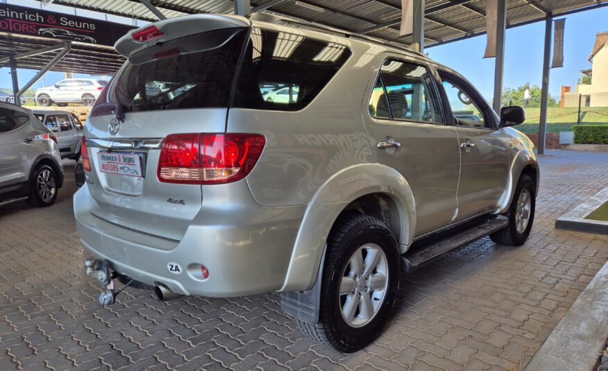 Toyota Fortuner V6 4.0 4×4 Auto