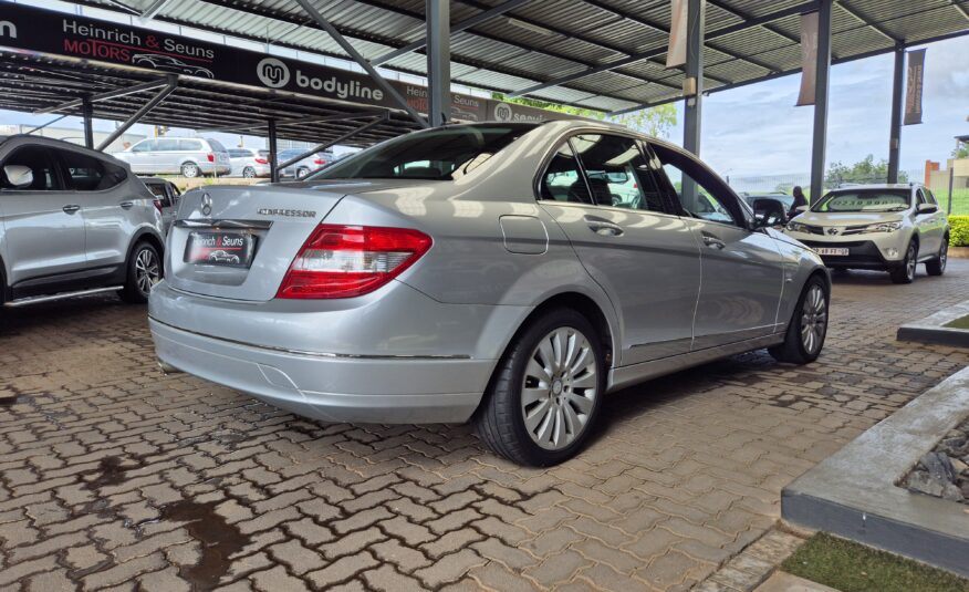 Mercedes-Benz C-Class C200 Kompressor Elegance Auto