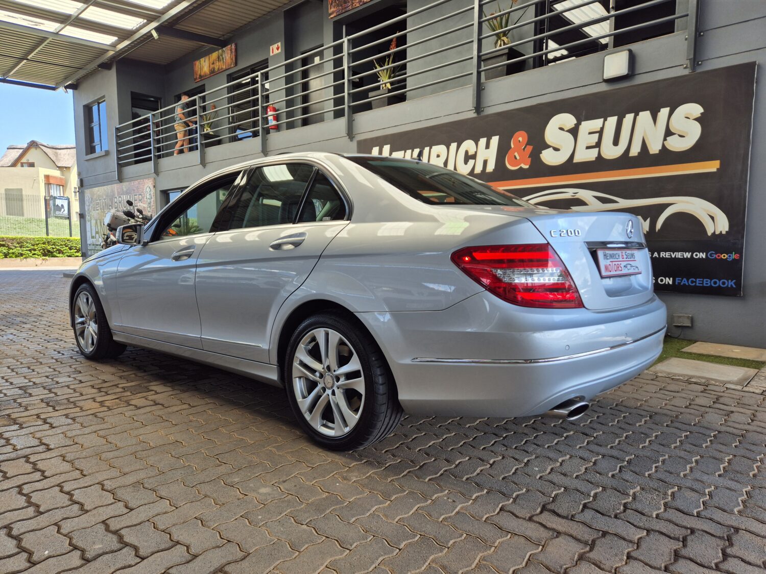 Mercedes-Benz C-Class C200 Avantgarde Auto