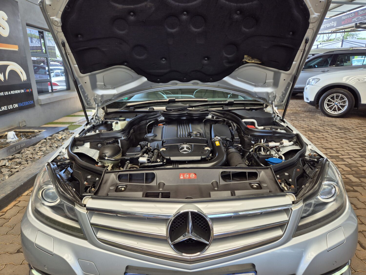 Mercedes-Benz C-Class C200 Avantgarde Auto