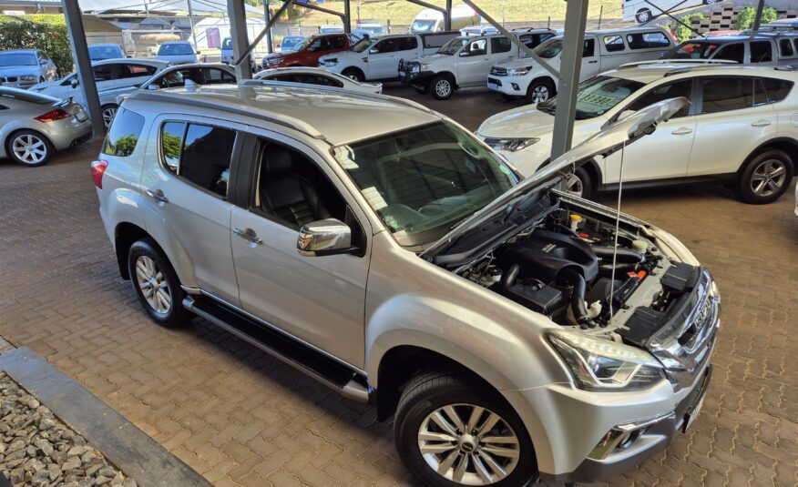 Isuzu mu-X 3.0D Auto