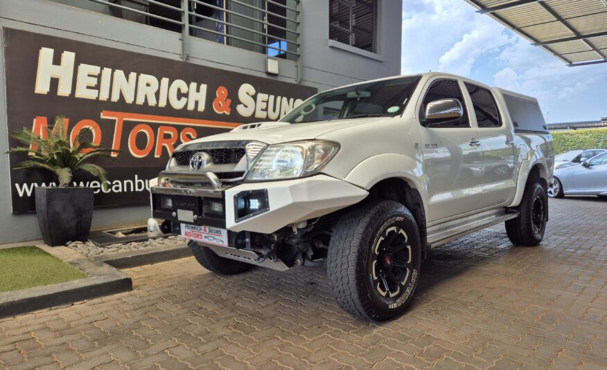 Toyota Hilux 3.0D-4D double cab 4×4 Raider