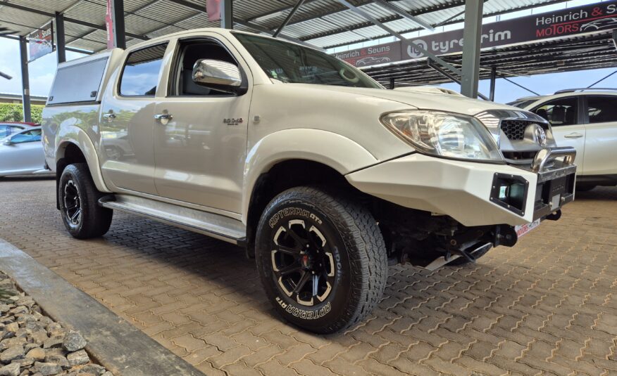 Toyota Hilux 3.0D-4D double cab 4×4 Raider