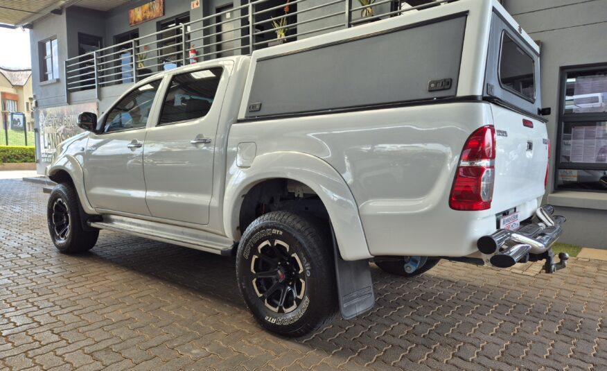 Toyota Hilux 3.0D-4D double cab 4×4 Raider