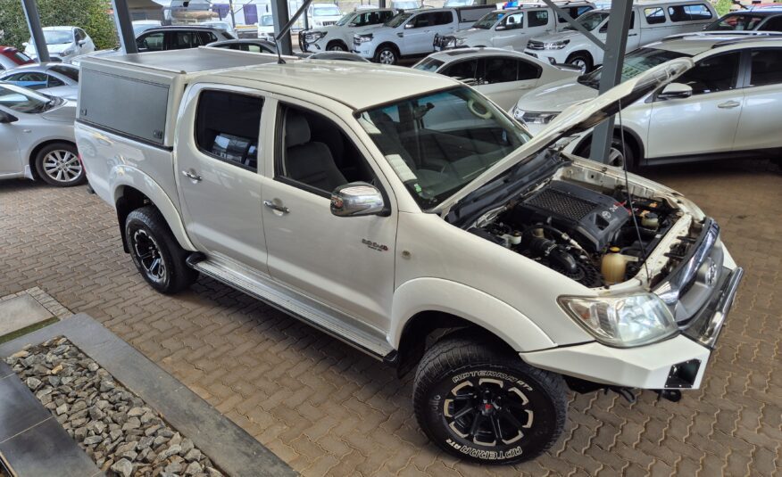 Toyota Hilux 3.0D-4D double cab 4×4 Raider