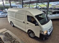 Toyota Quantum 2.5D-4D S-Long Panel Van