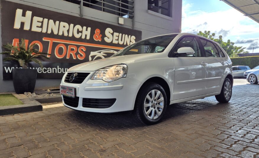 Volkswagen Polo 1.6 Comfortline Auto