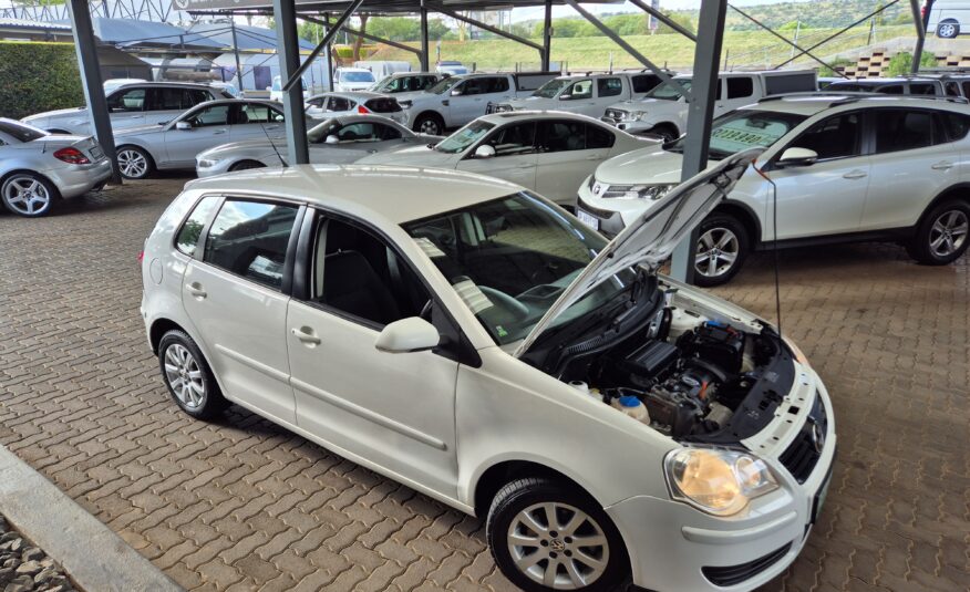 Volkswagen Polo 1.6 Comfortline Auto