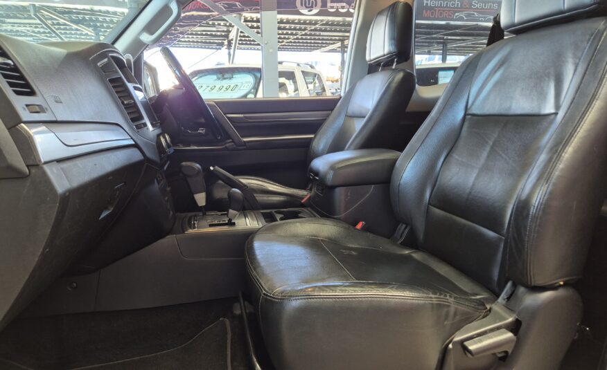 Mitsubishi Pajero 3-Door 3.8 GLS