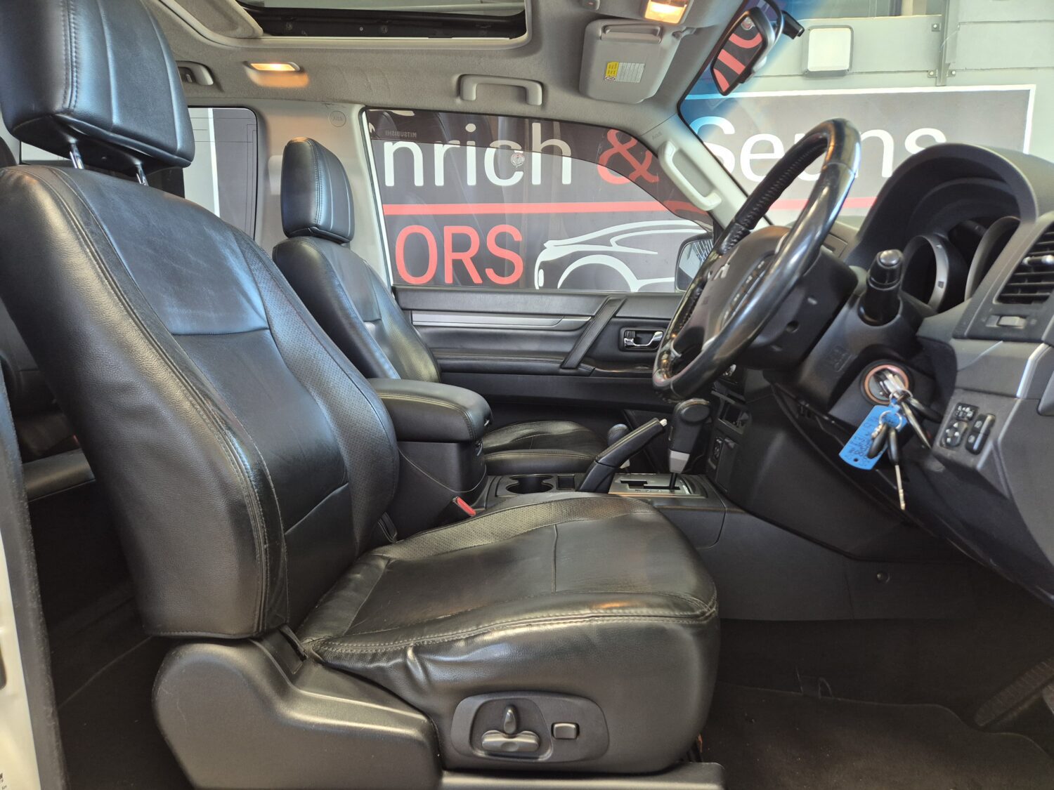 Mitsubishi Pajero 3-Door 3.8 GLS