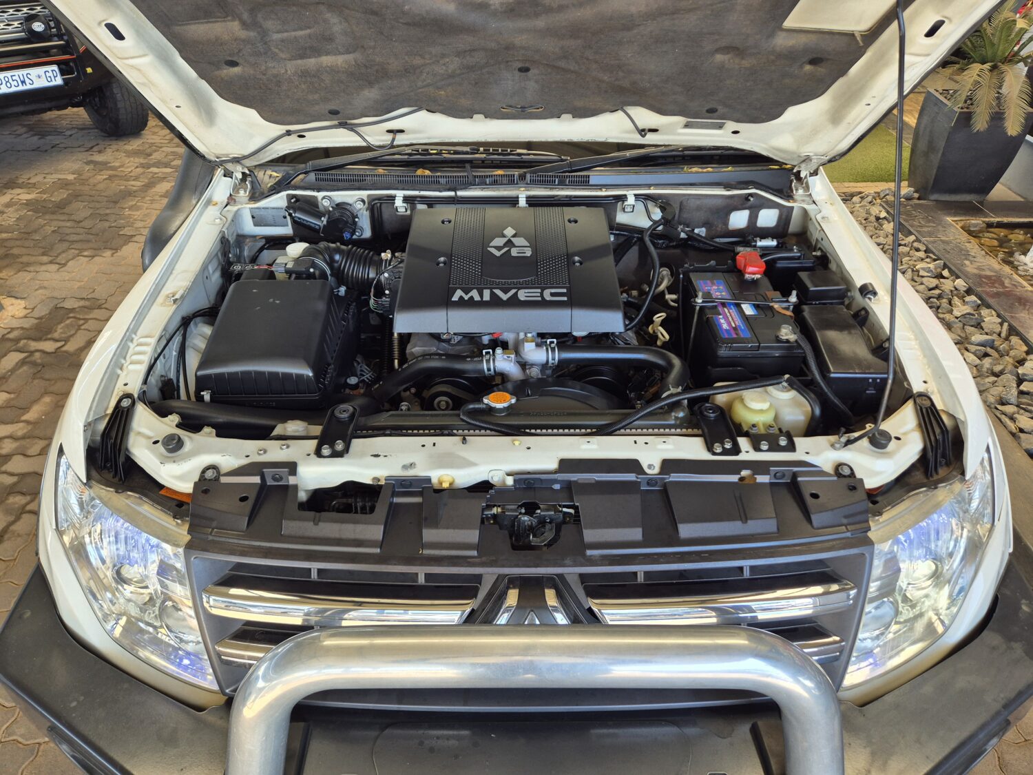 Mitsubishi Pajero 3-Door 3.8 GLS