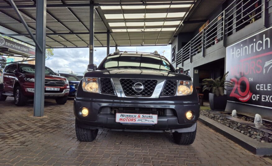 Nissan Navara 4.0 4×4 Auto DoubleCab