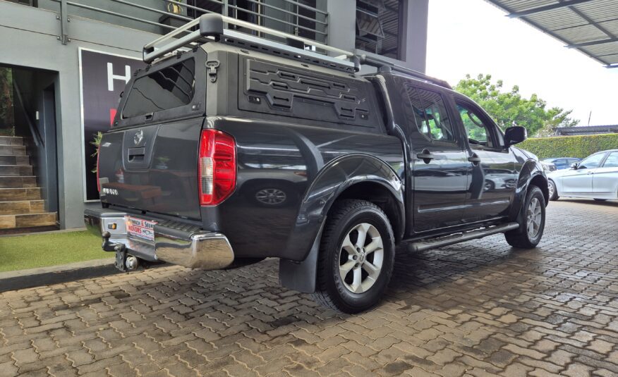 Nissan Navara 4.0 4×4 Auto DoubleCab