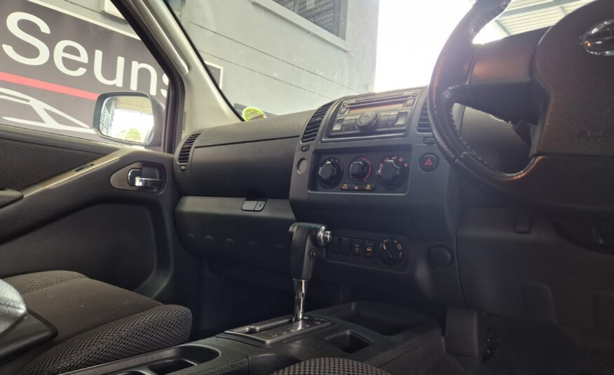 Nissan Navara 4.0 4×4 Auto DoubleCab