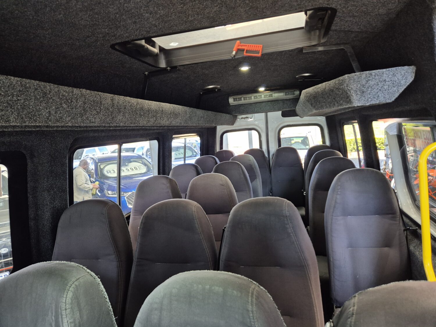 Mercedes-Benz Sprinter 516 XL CDI 23-Seater