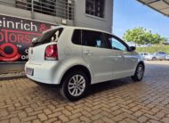 Volkswagen Polo Vivo Hatch 1.4 Trendline Auto
