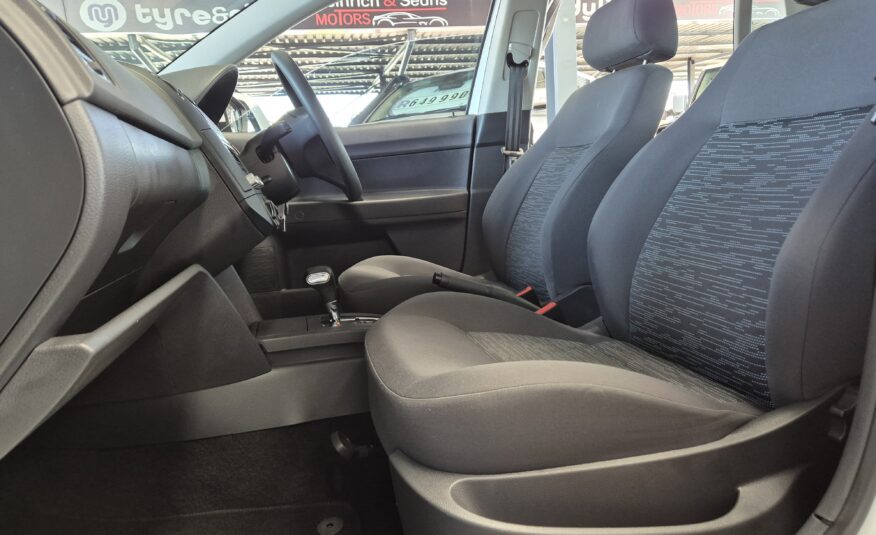 Volkswagen Polo Vivo Hatch 1.4 Trendline Auto