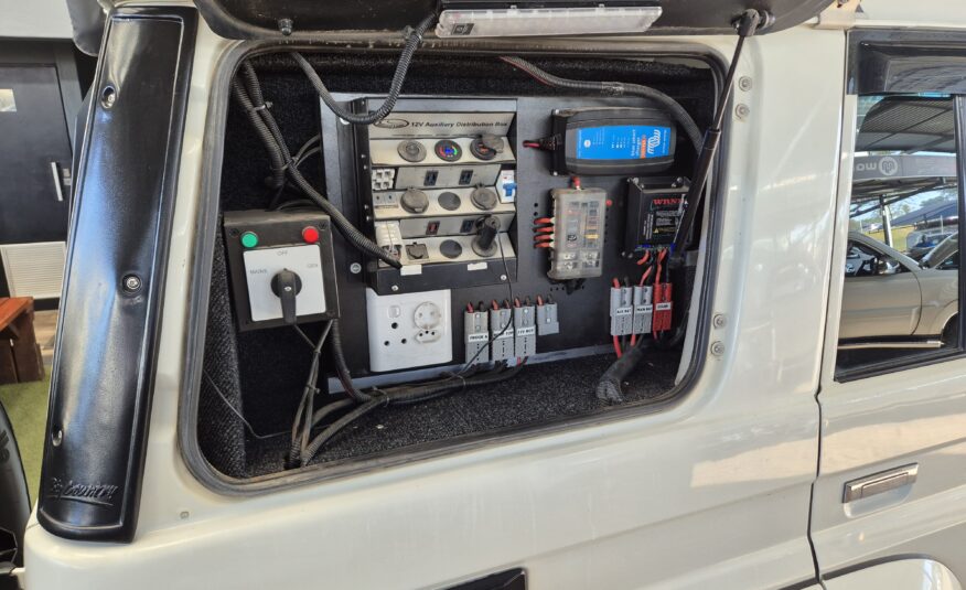 Toyota Land Cruiser 76 4.2D Station Wagon LX