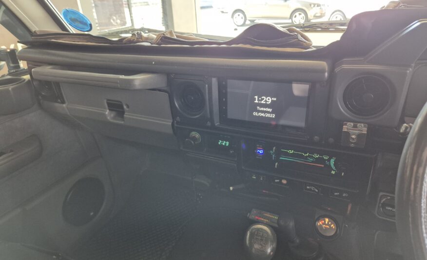 Toyota Land Cruiser 76 4.2D Station Wagon LX