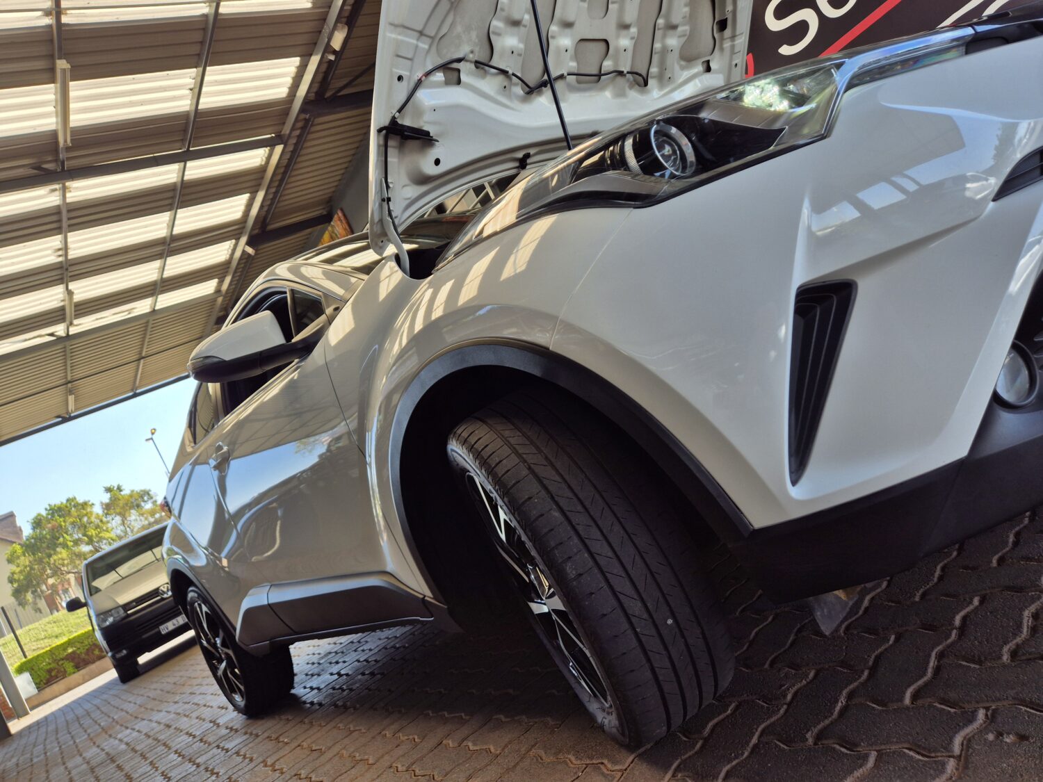 Toyota C-HR 1.2T Plus Auto