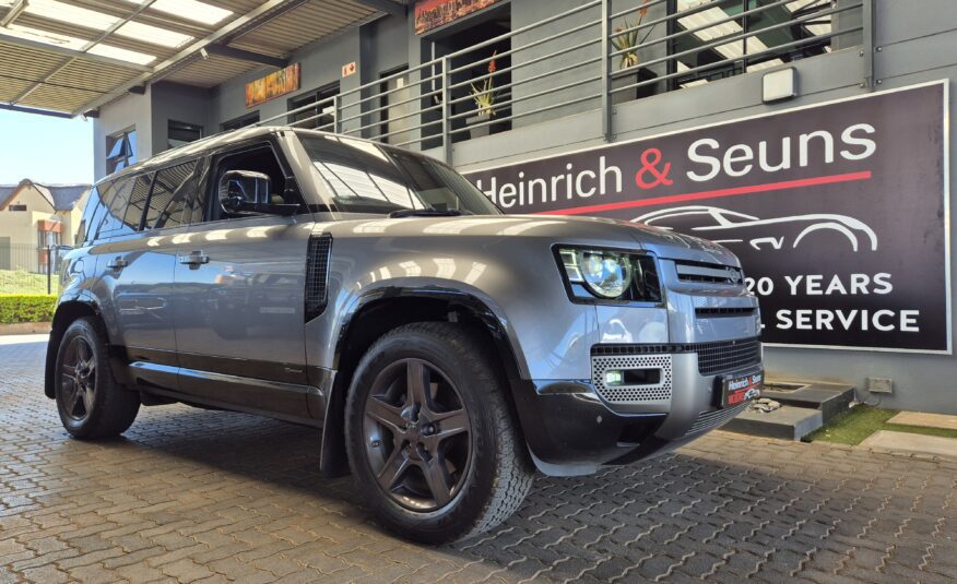 Land Rover Defender 110 D240 X-Dynamic SE