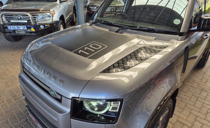 Land Rover Defender 110 D240 X-Dynamic SE