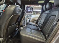 Land Rover Defender 110 D240 X-Dynamic SE