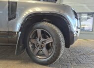 Land Rover Defender 110 D240 X-Dynamic SE