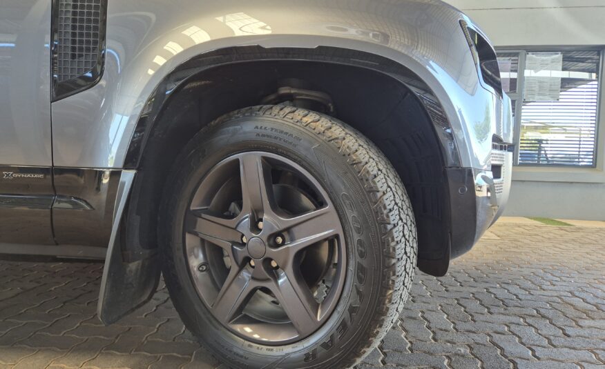 Land Rover Defender 110 D240 X-Dynamic SE