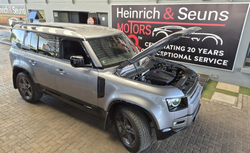 Land Rover Defender 110 D240 X-Dynamic SE