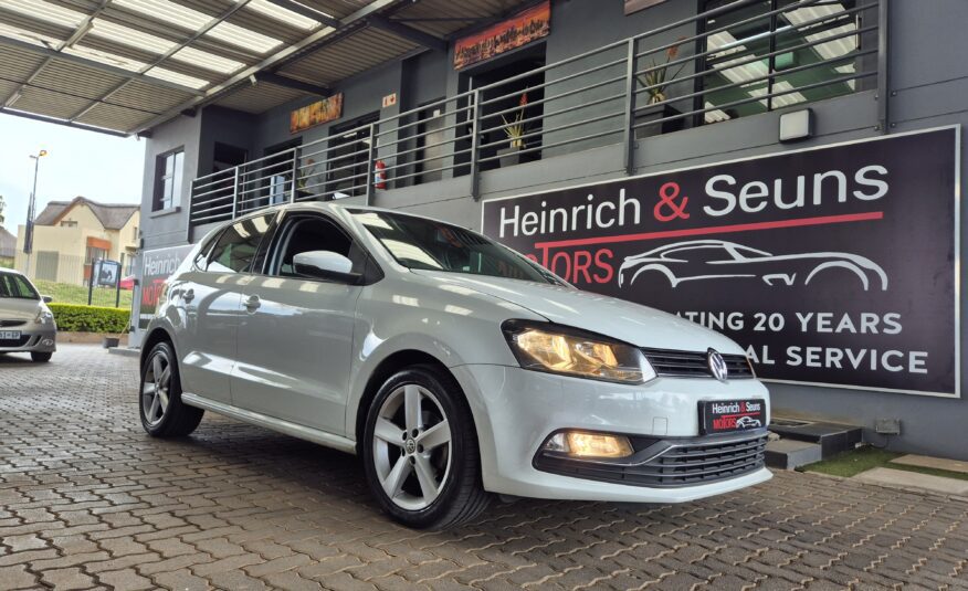 Volkswagen Polo Hatch 1.2TSI Comfortline
