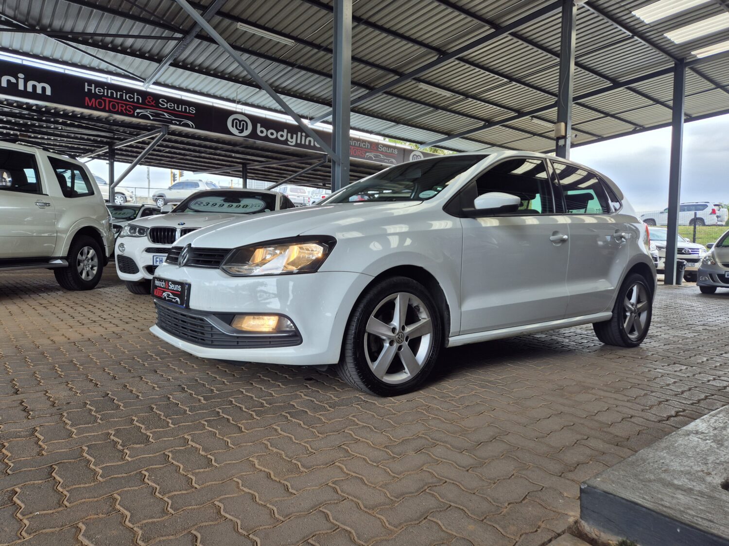 Volkswagen Polo Hatch 1.2TSI Comfortline