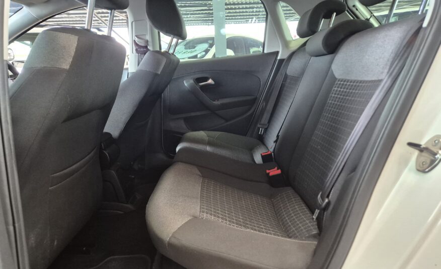 Volkswagen Polo Hatch 1.2TSI Comfortline
