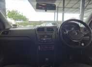 Volkswagen Polo Hatch 1.2TSI Comfortline