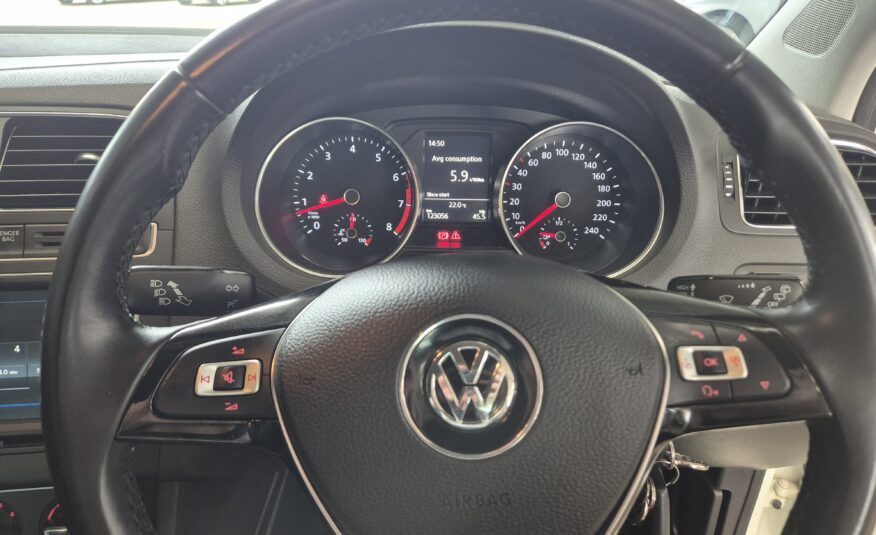 Volkswagen Polo Hatch 1.2TSI Comfortline