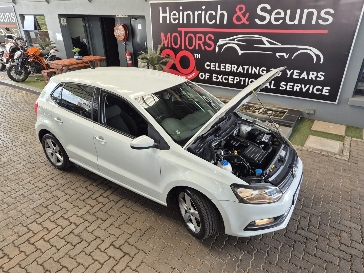 Volkswagen Polo Hatch 1.2TSI Comfortline
