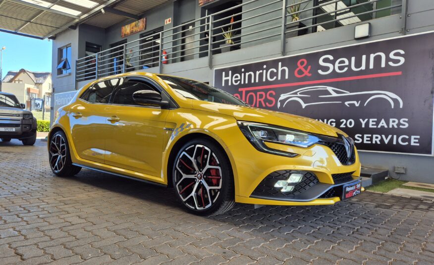 Renault Megane RS 300 Trophy 4 control