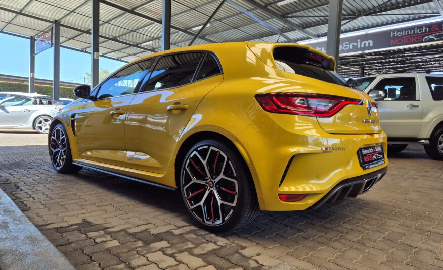 Renault Megane RS 300 Trophy 4 control