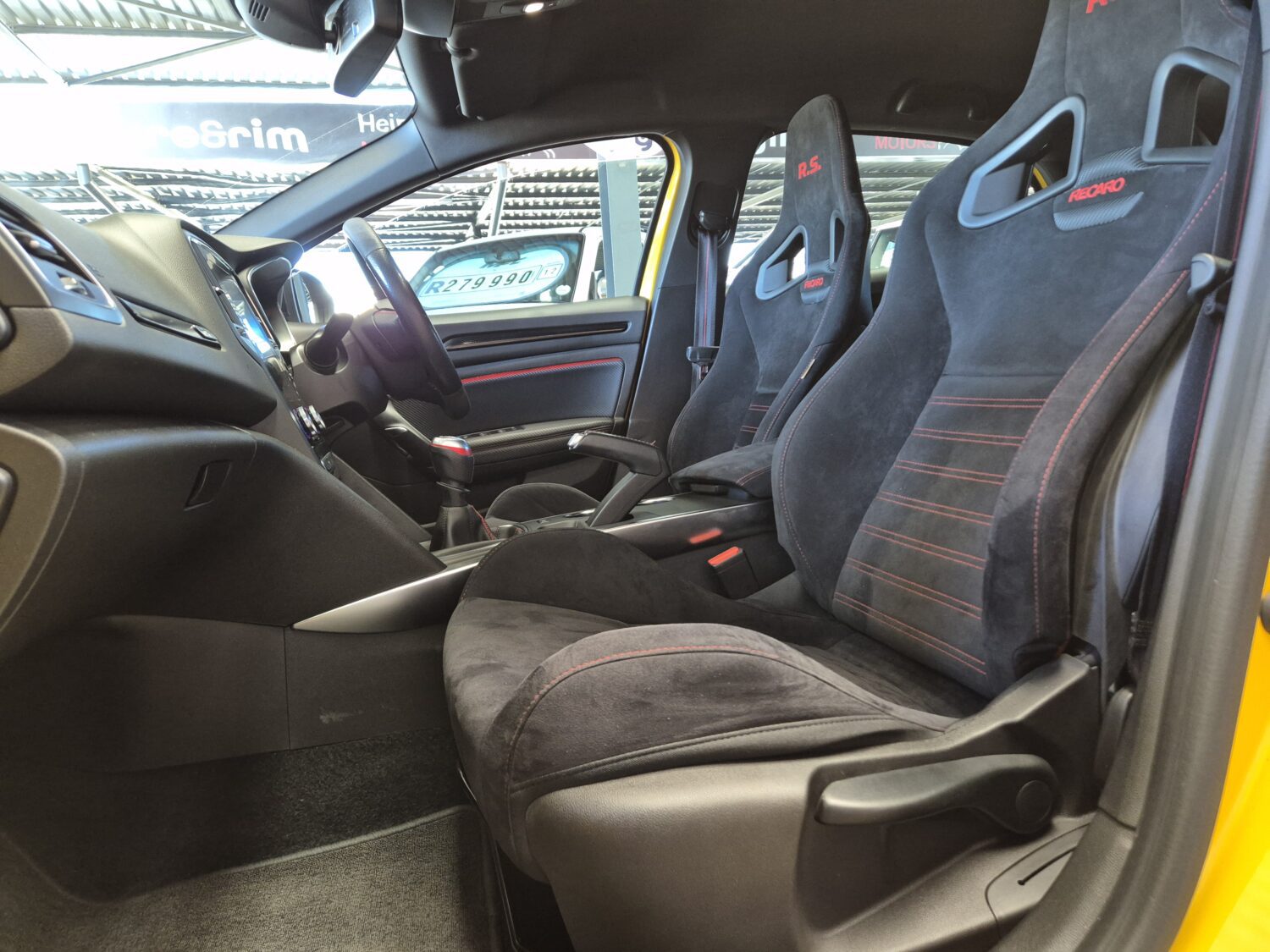 Renault Megane RS 300 Trophy 4 control