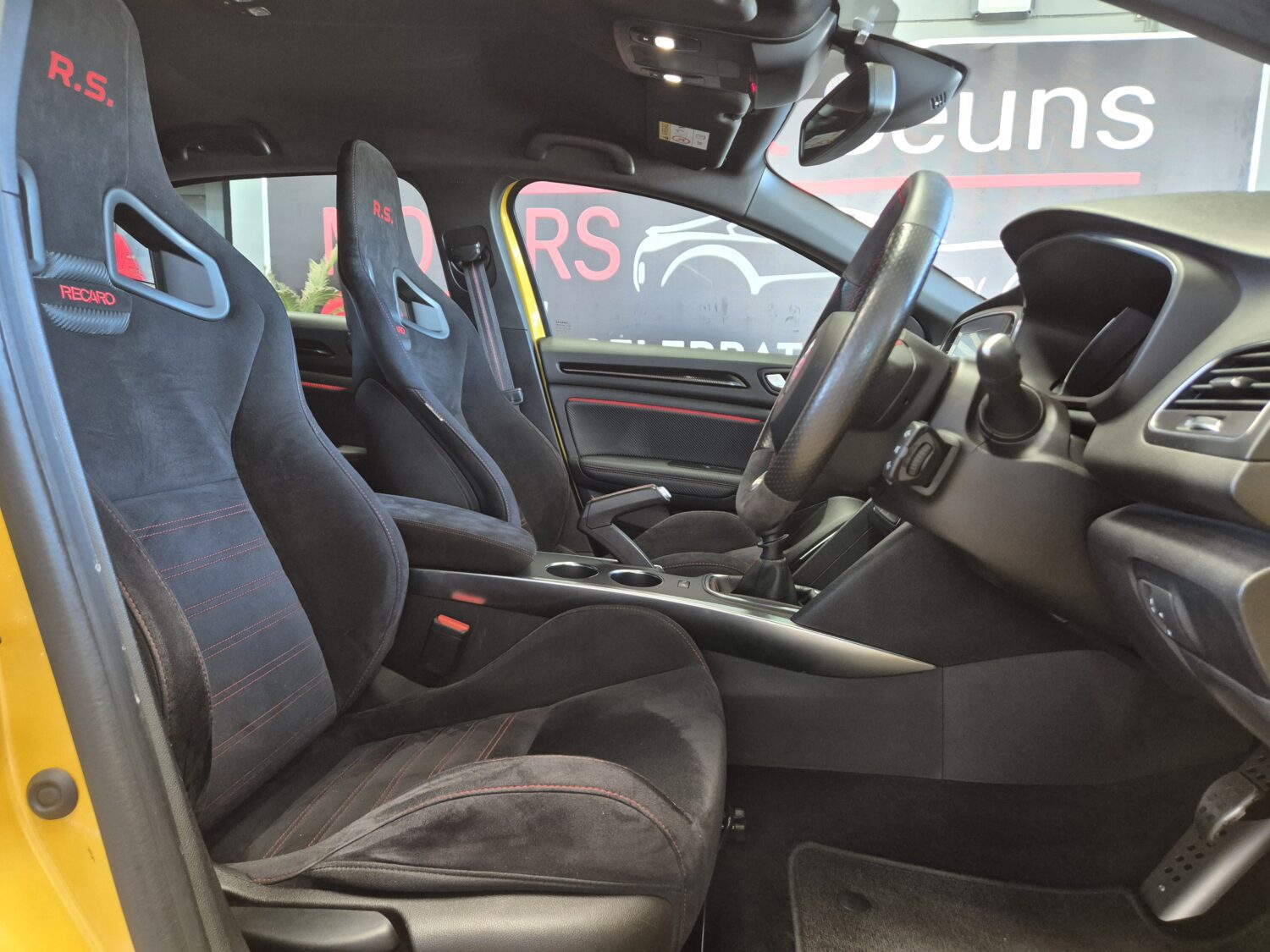 Renault Megane RS 300 Trophy 4 control