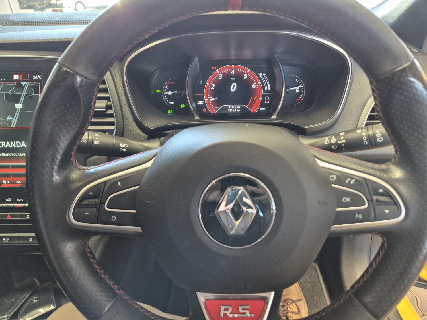 Renault Megane RS 300 Trophy 4 control