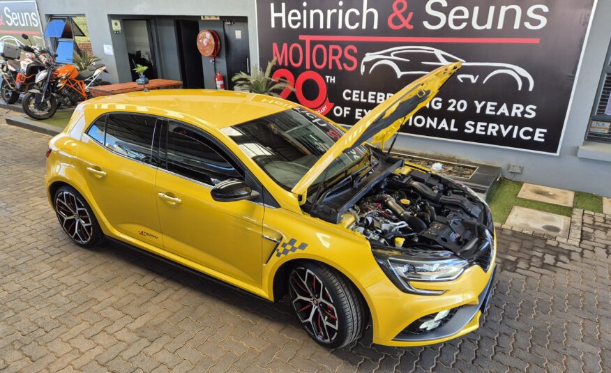 Renault Megane RS 300 Trophy 4 control