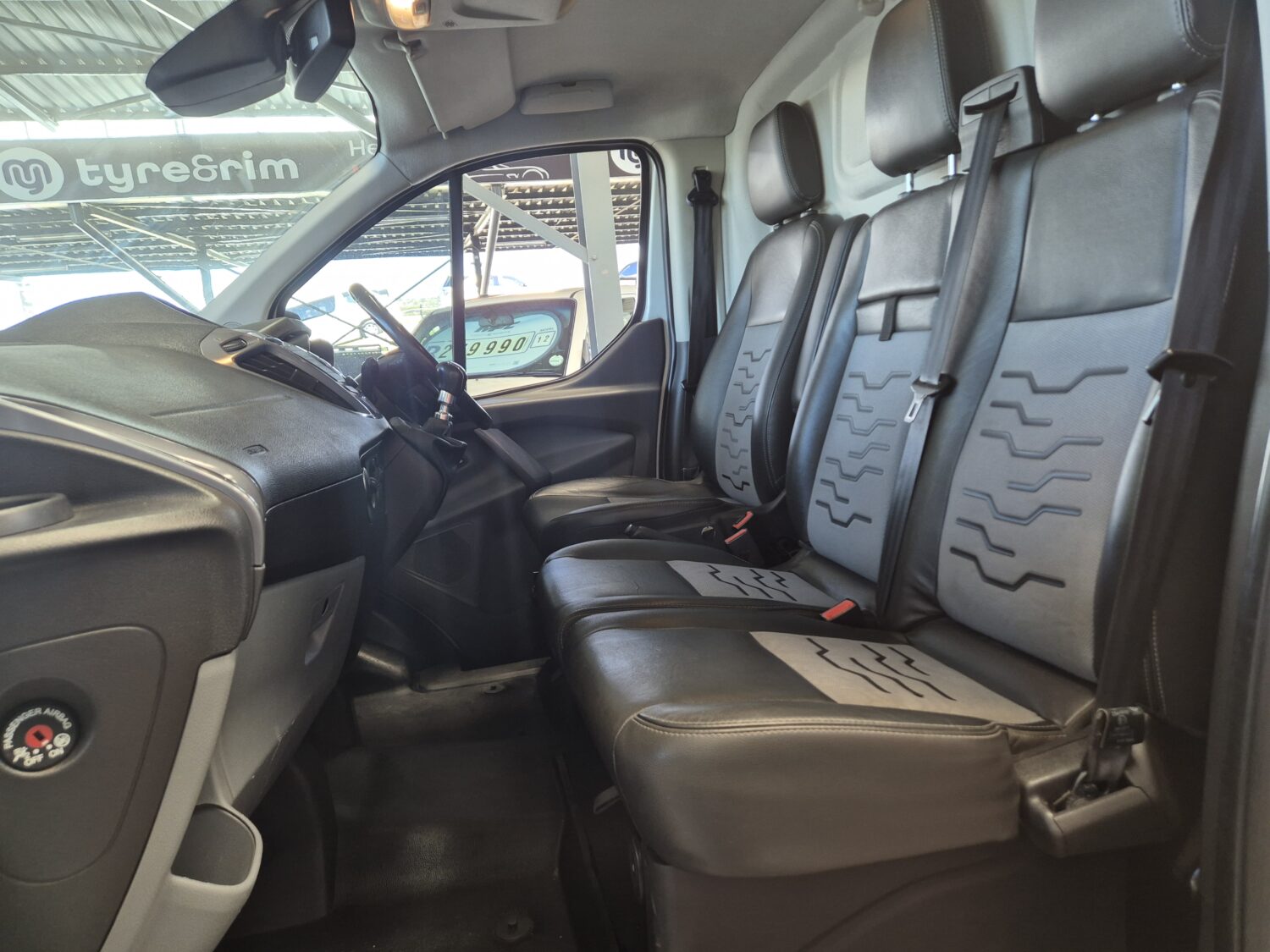 Ford Transit Custom Panel Van 2.2TDCi 114kW SWB Sport