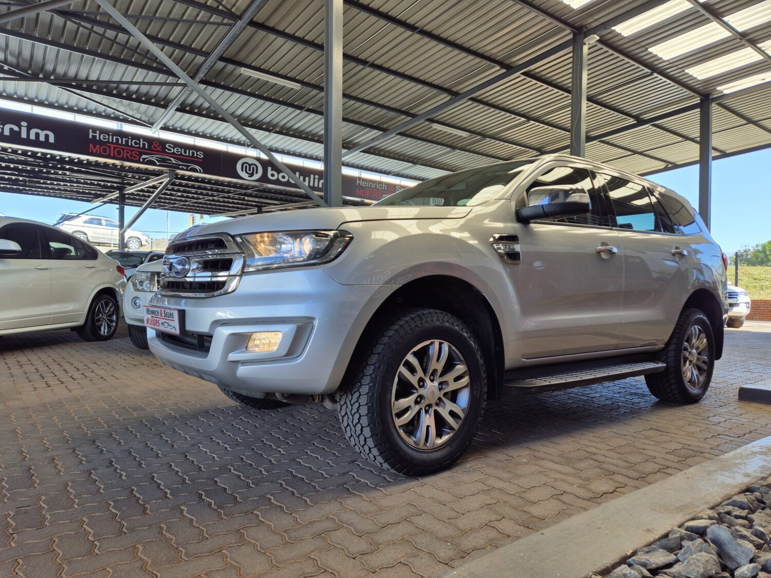 Ford Everest 2.2TDCi XLT Auto
